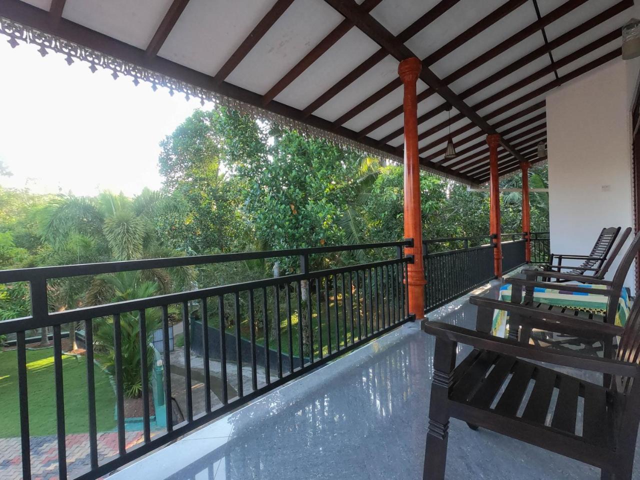 Villa Girilena Hikkaduwa Exteriör bild